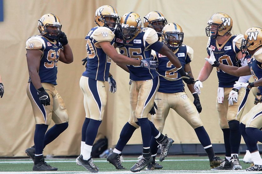 BLUE BOMBERS 25 ALOUETTES 23