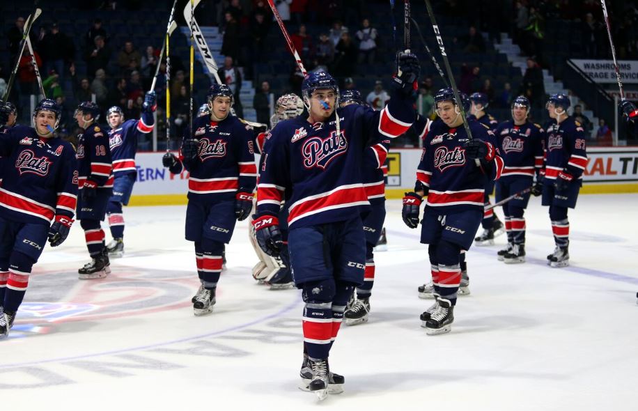 PATS GO INTO CHRISTMAS BEATING MOOSE JAW 7-3