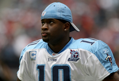 DUNK: RIDERS ADD VINCE YOUNG TO NEG LIST