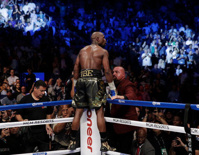 MAYWEATHER WINS!